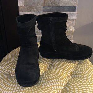 Fitflop Crush suede boot